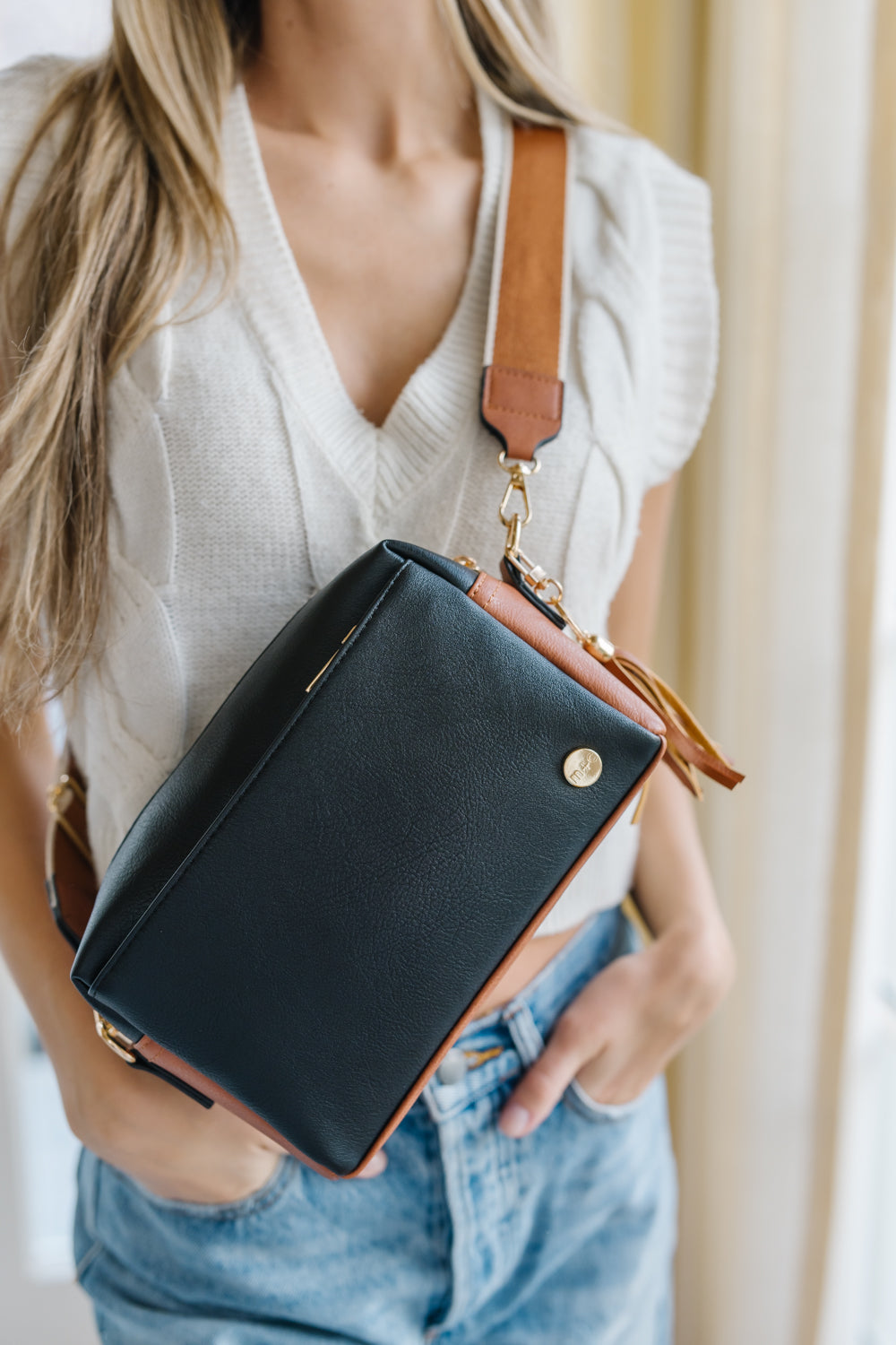 Kara Crossbody - Final Sale