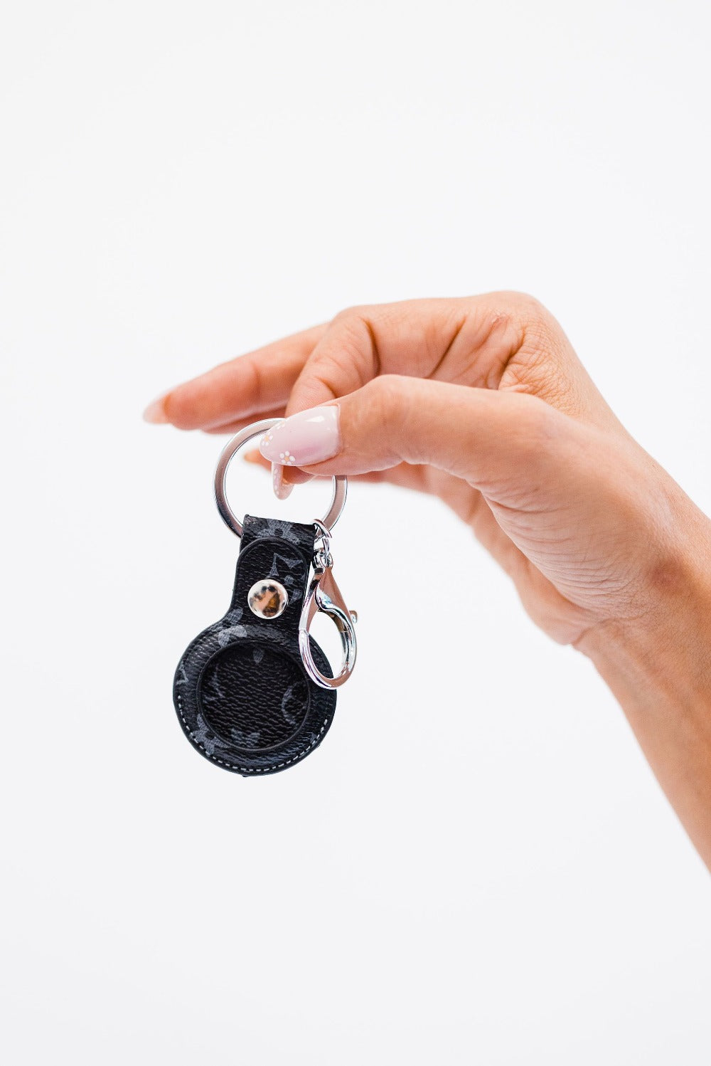 iman airtag keychain