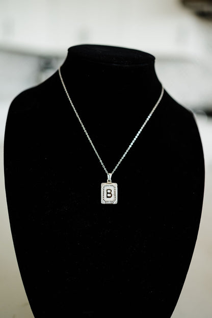 Selena Initial Pendant Necklace