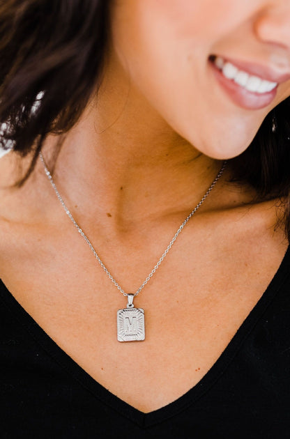 Selena Initial Pendant Necklace