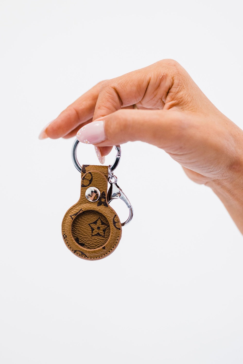 iman airtag keychain