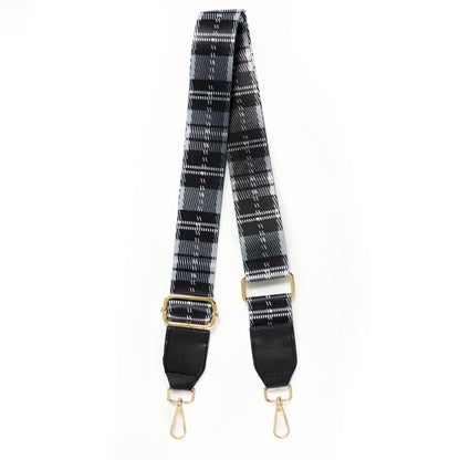 builder only--black + white plaid